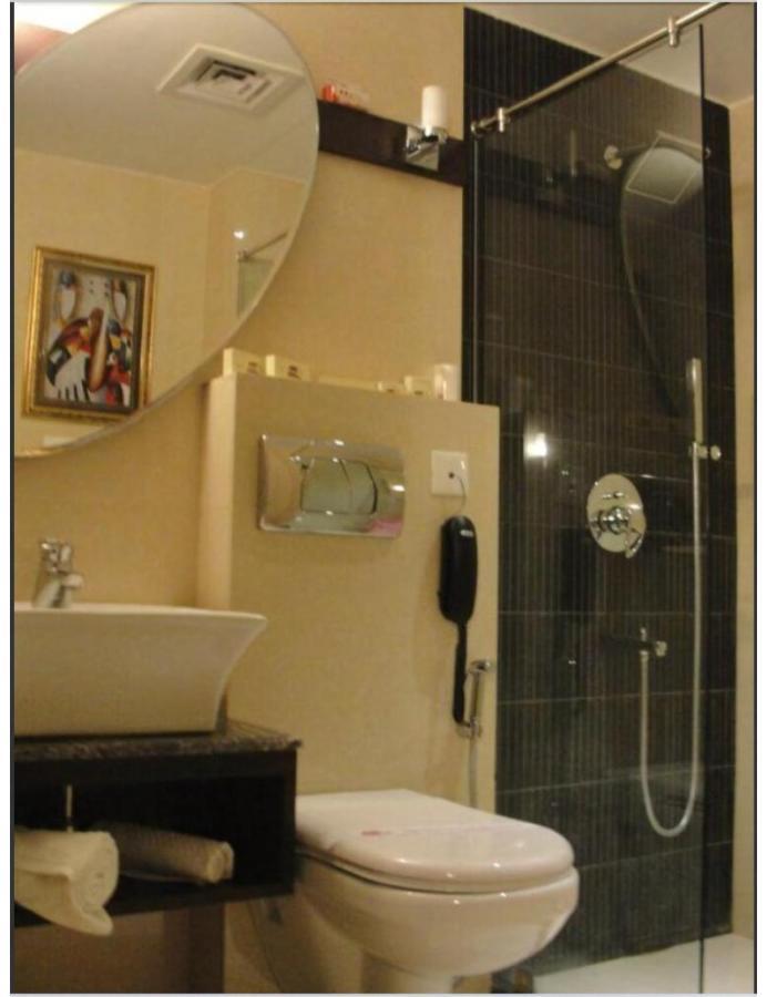 Hotel D Grand, Bareilly Eksteriør bilde